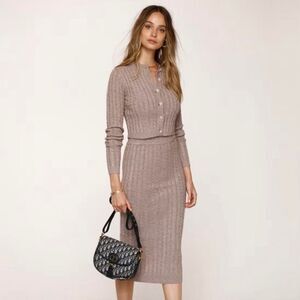 Heartloom Frankie Set Taupe New with Tags Medium